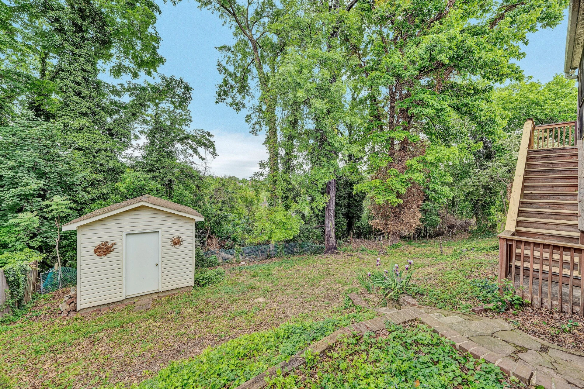 2423 Tillett RD - Photo 21