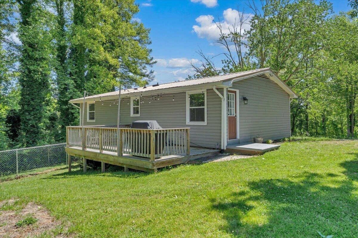 221 Falcon Ridge RD - Photo 15