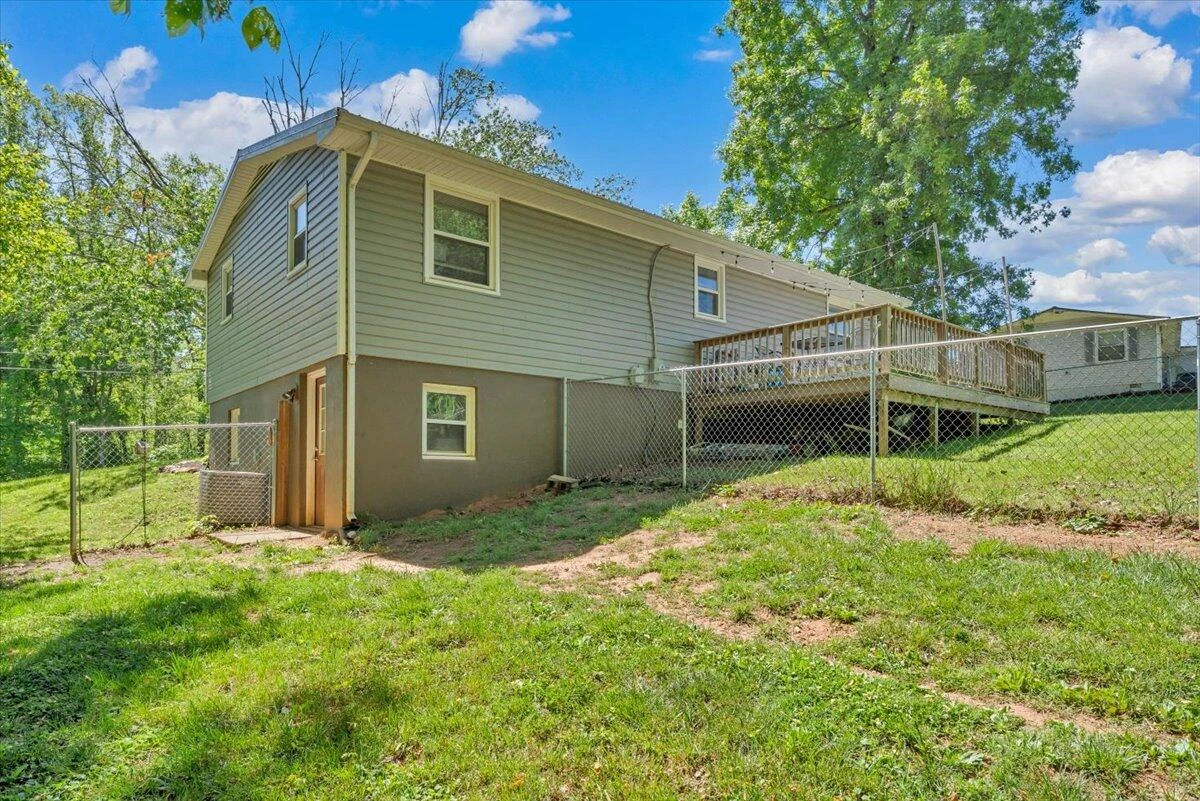 221 Falcon Ridge RD - Photo 16