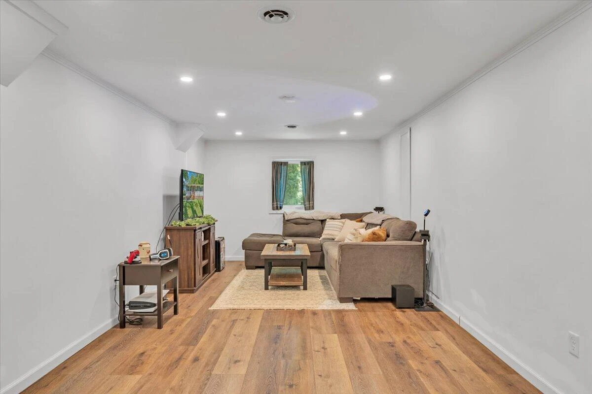 221 Falcon Ridge RD - Photo 34