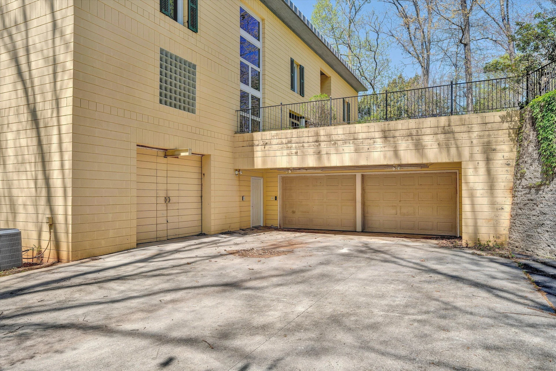 143 Charlotte LN - Photo 100