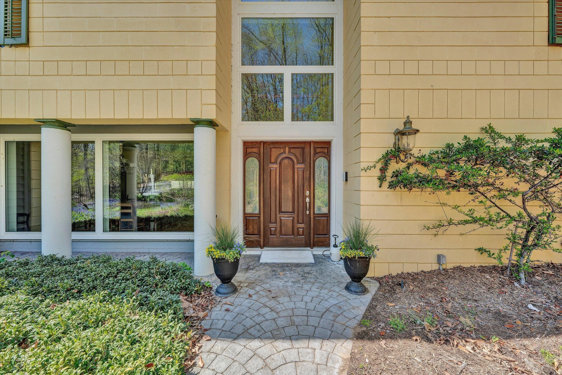 143 Charlotte LN - Photo 22