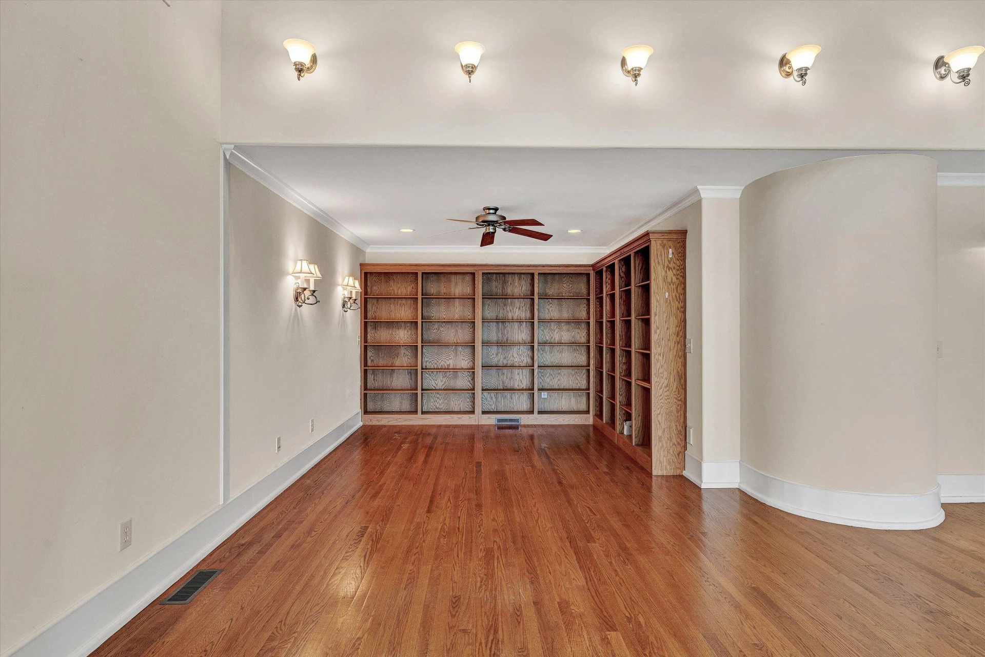 143 Charlotte LN - Photo 28