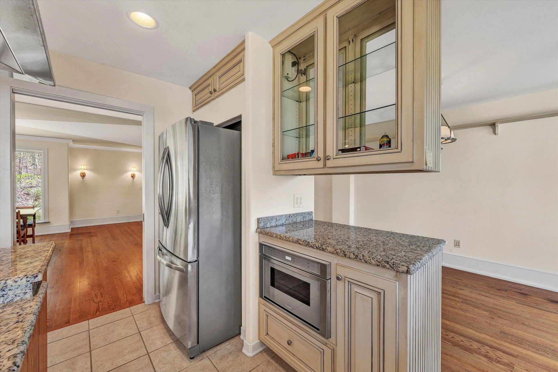 143 Charlotte LN - Photo 34
