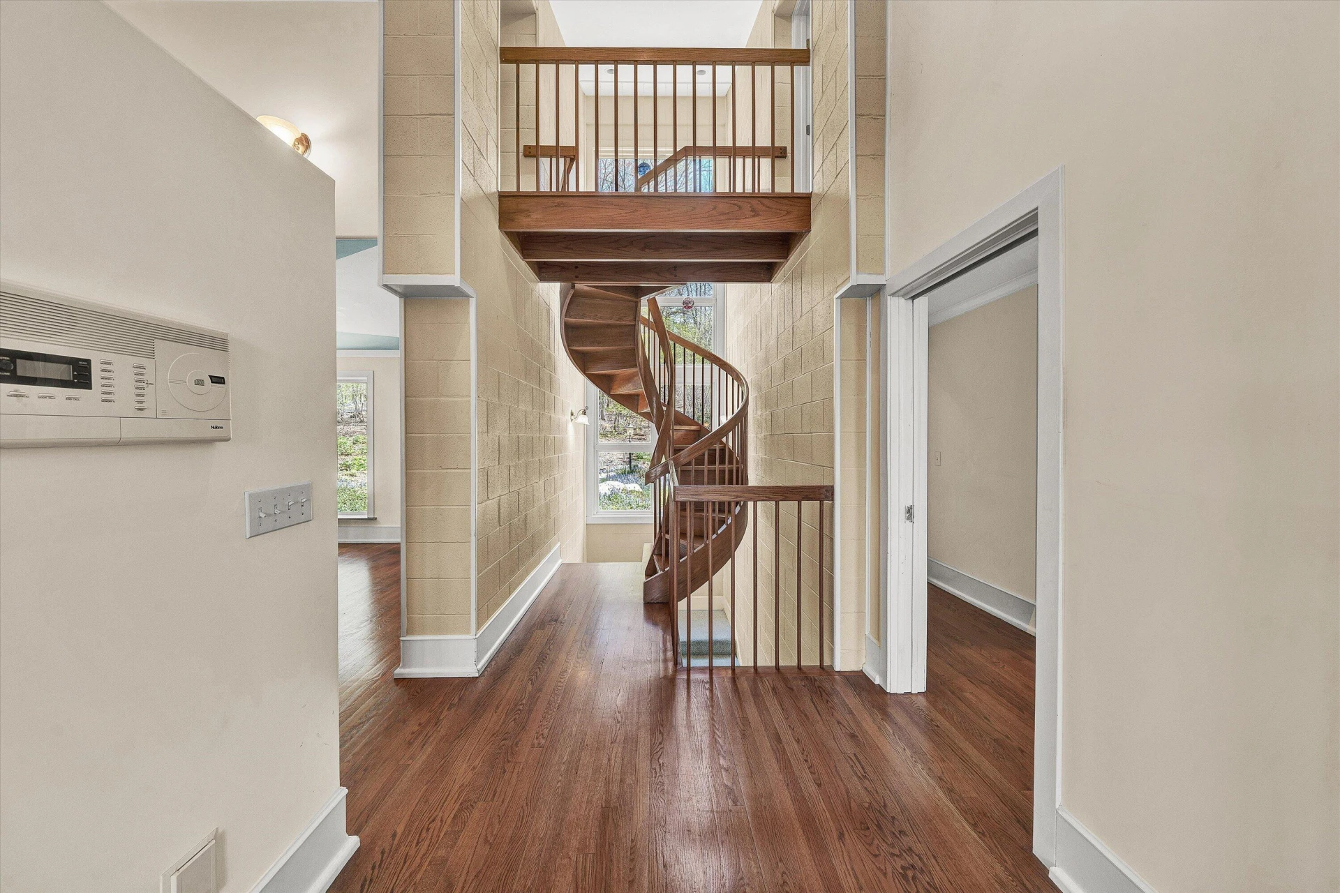 143 Charlotte LN - Photo 38