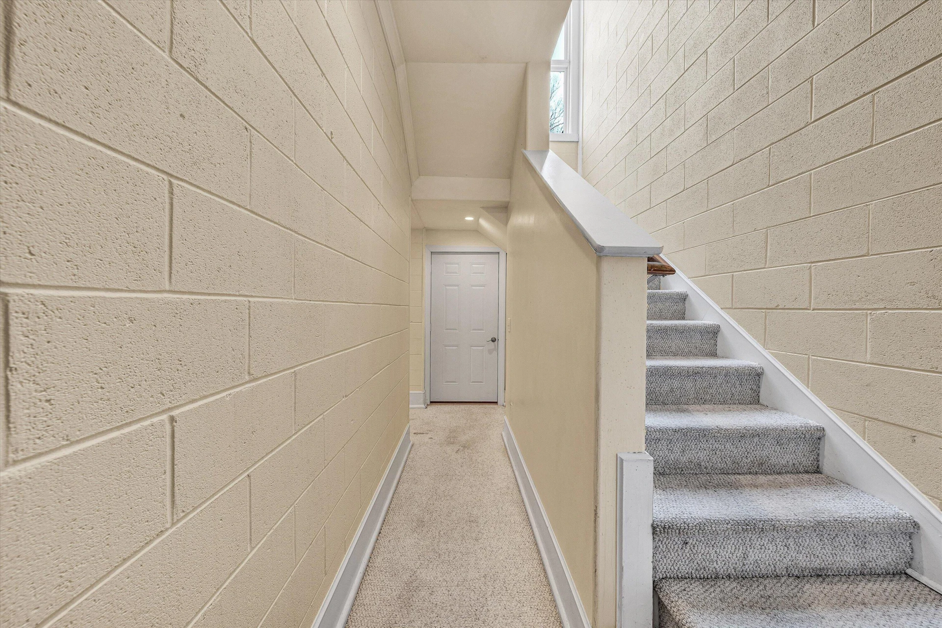 143 Charlotte LN - Photo 63