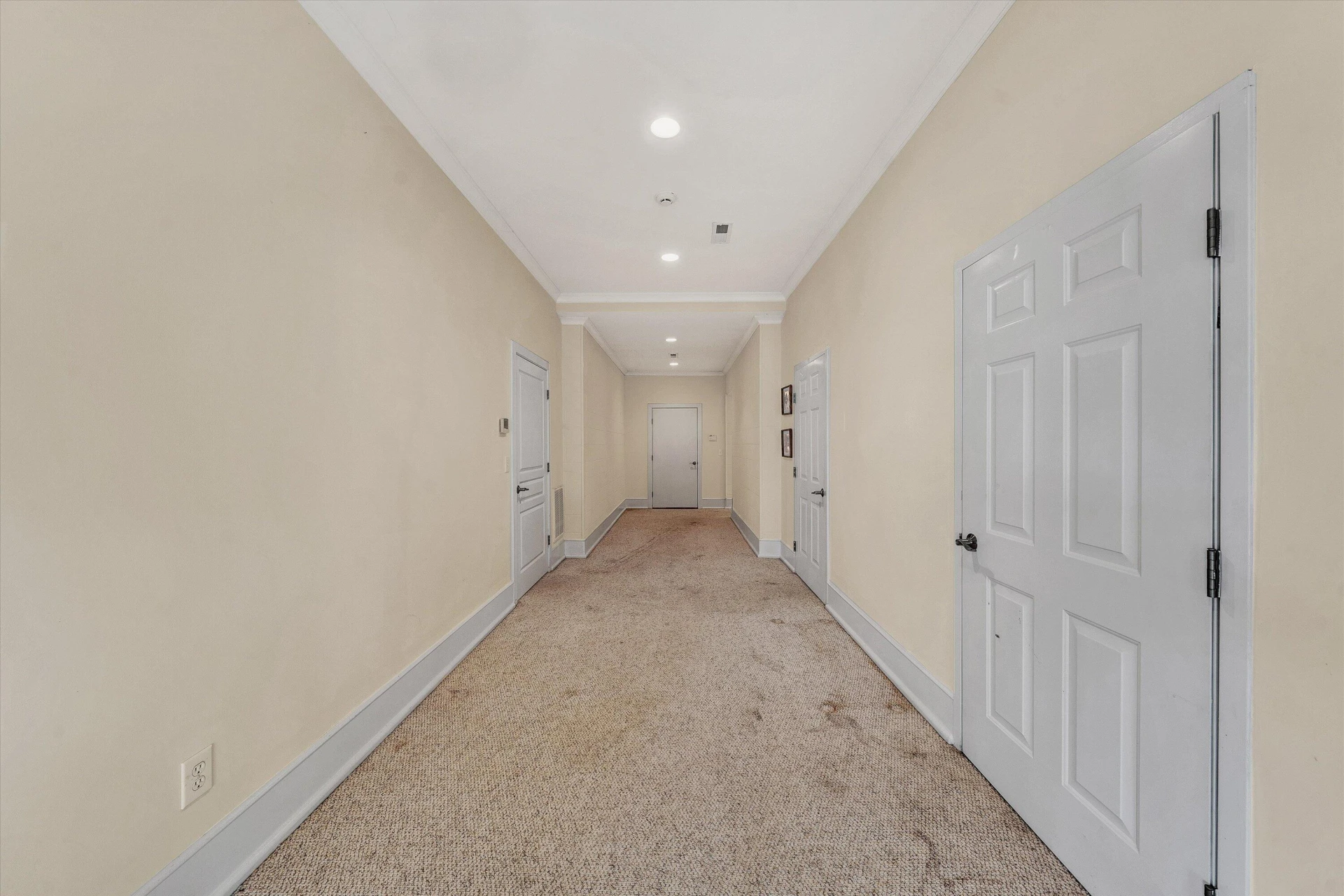 143 Charlotte LN - Photo 67