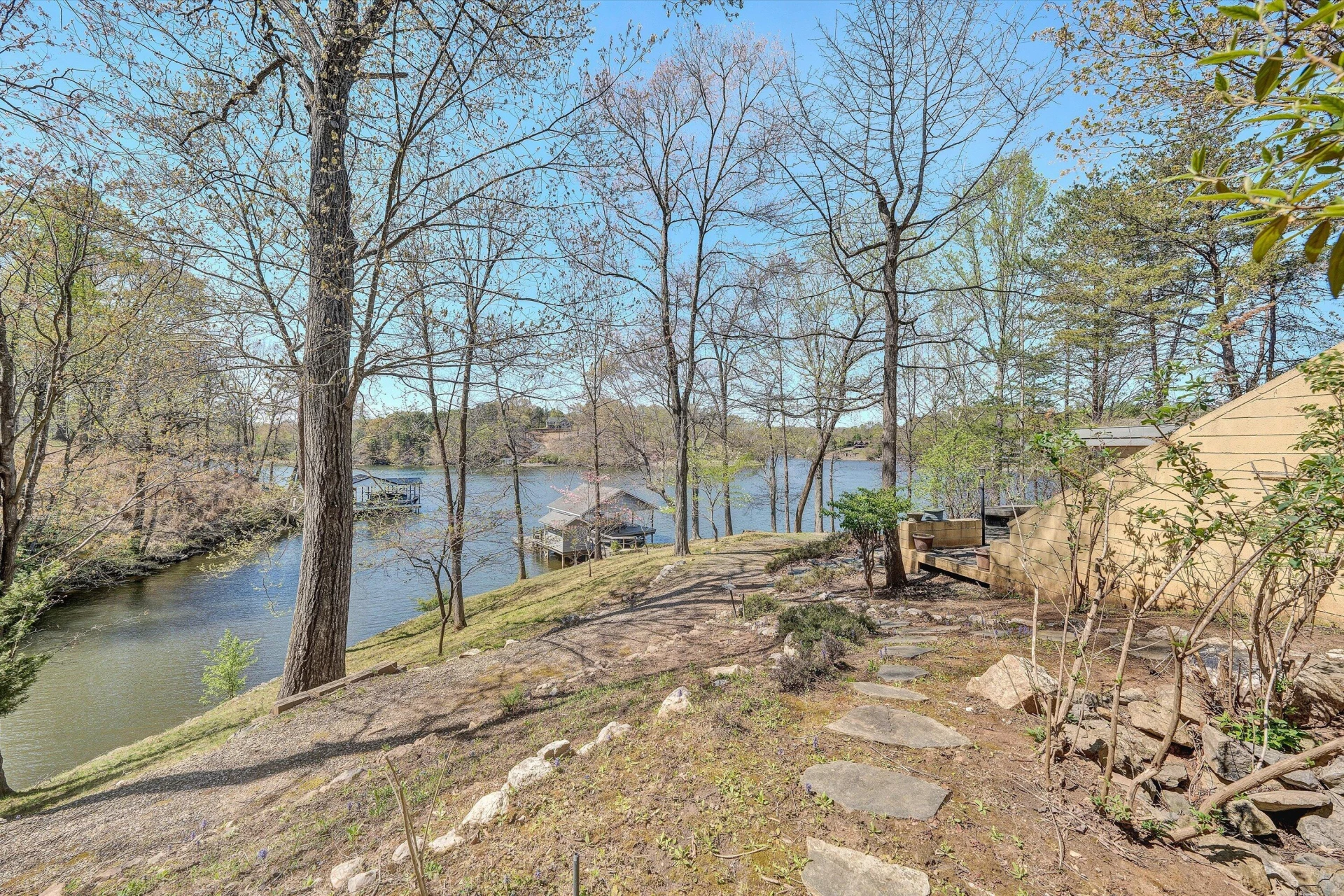 143 Charlotte LN - Photo 78