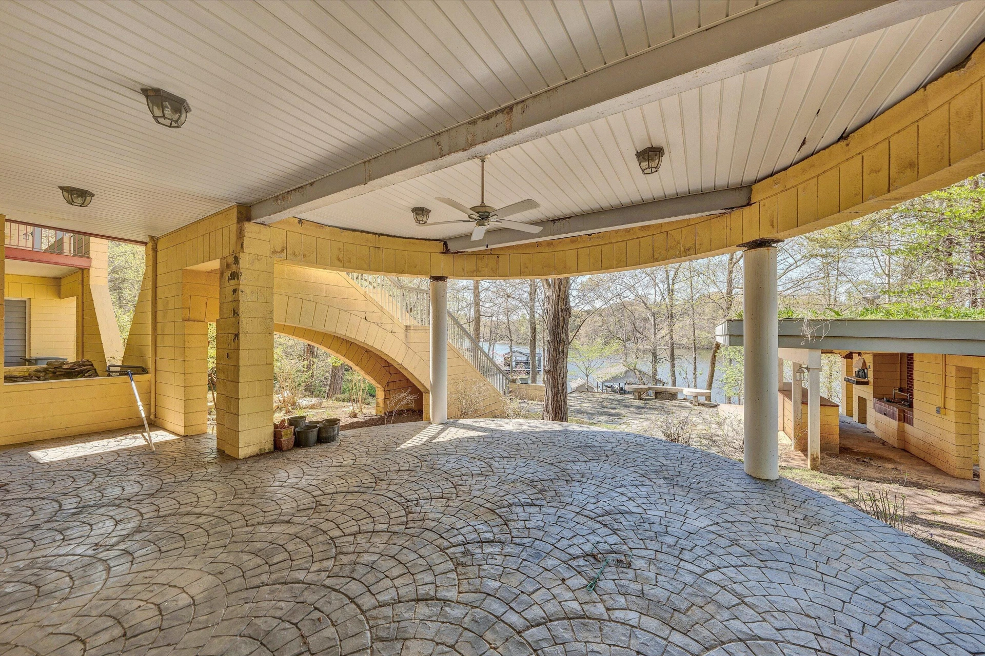 143 Charlotte LN - Photo 83