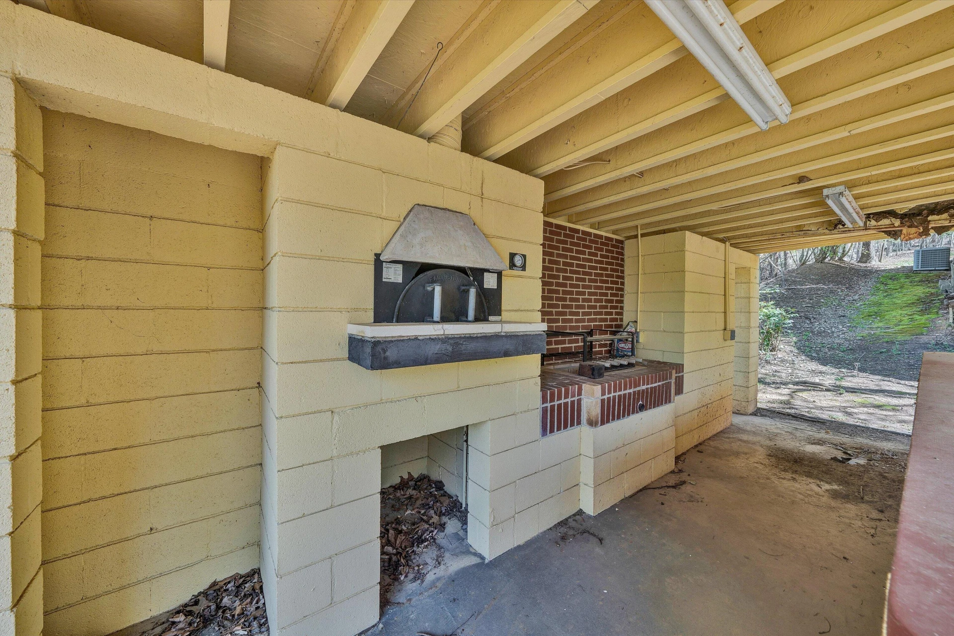 143 Charlotte LN - Photo 85