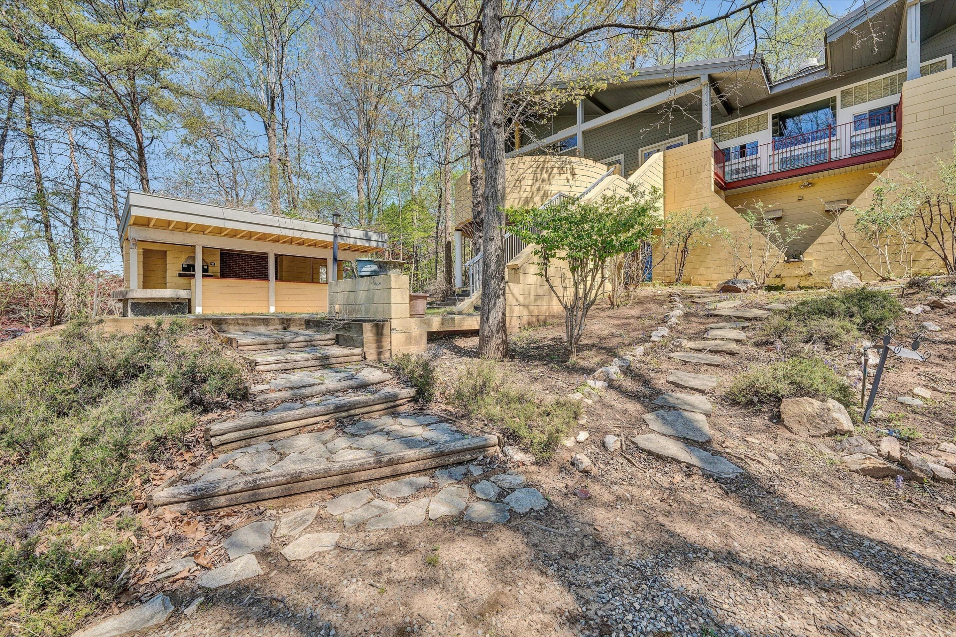 143 Charlotte LN - Photo 86