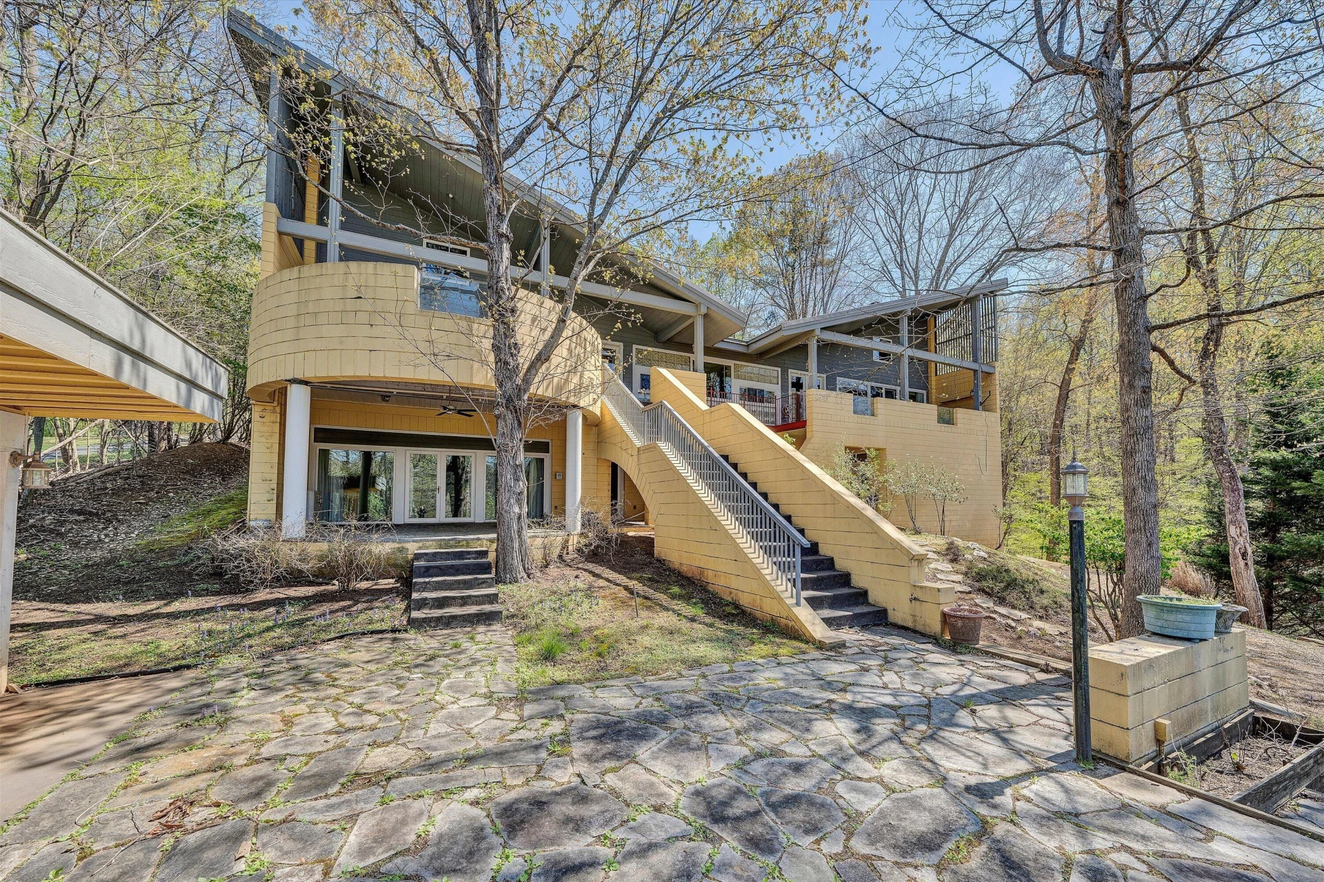 143 Charlotte LN - Photo 87