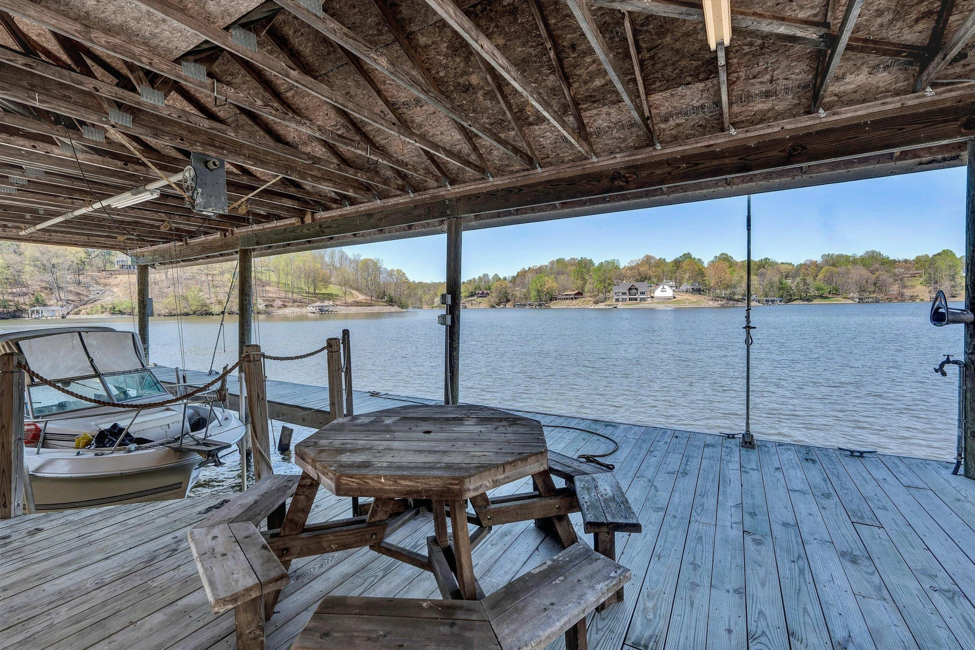 143 Charlotte LN - Photo 94