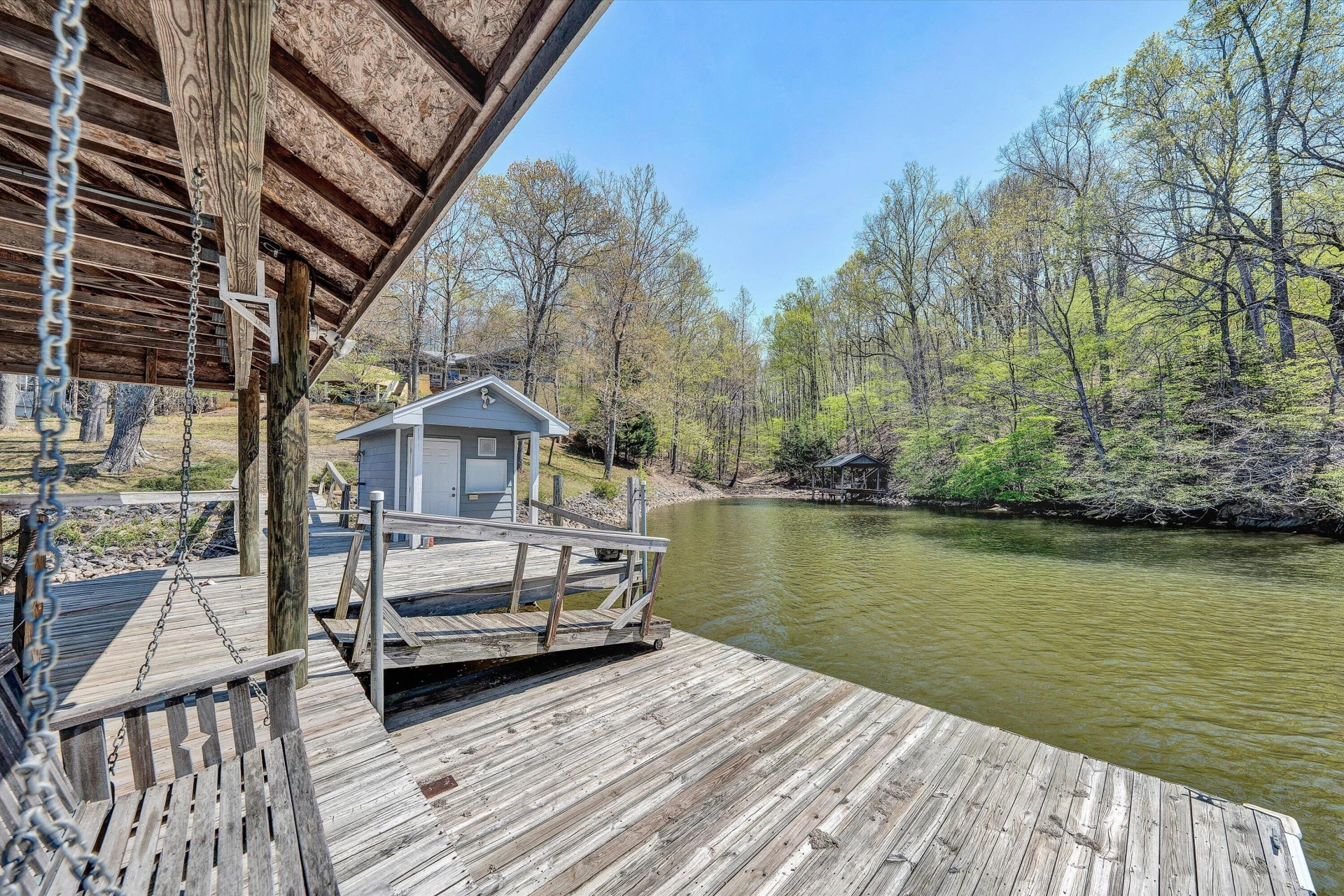 143 Charlotte LN - Photo 96