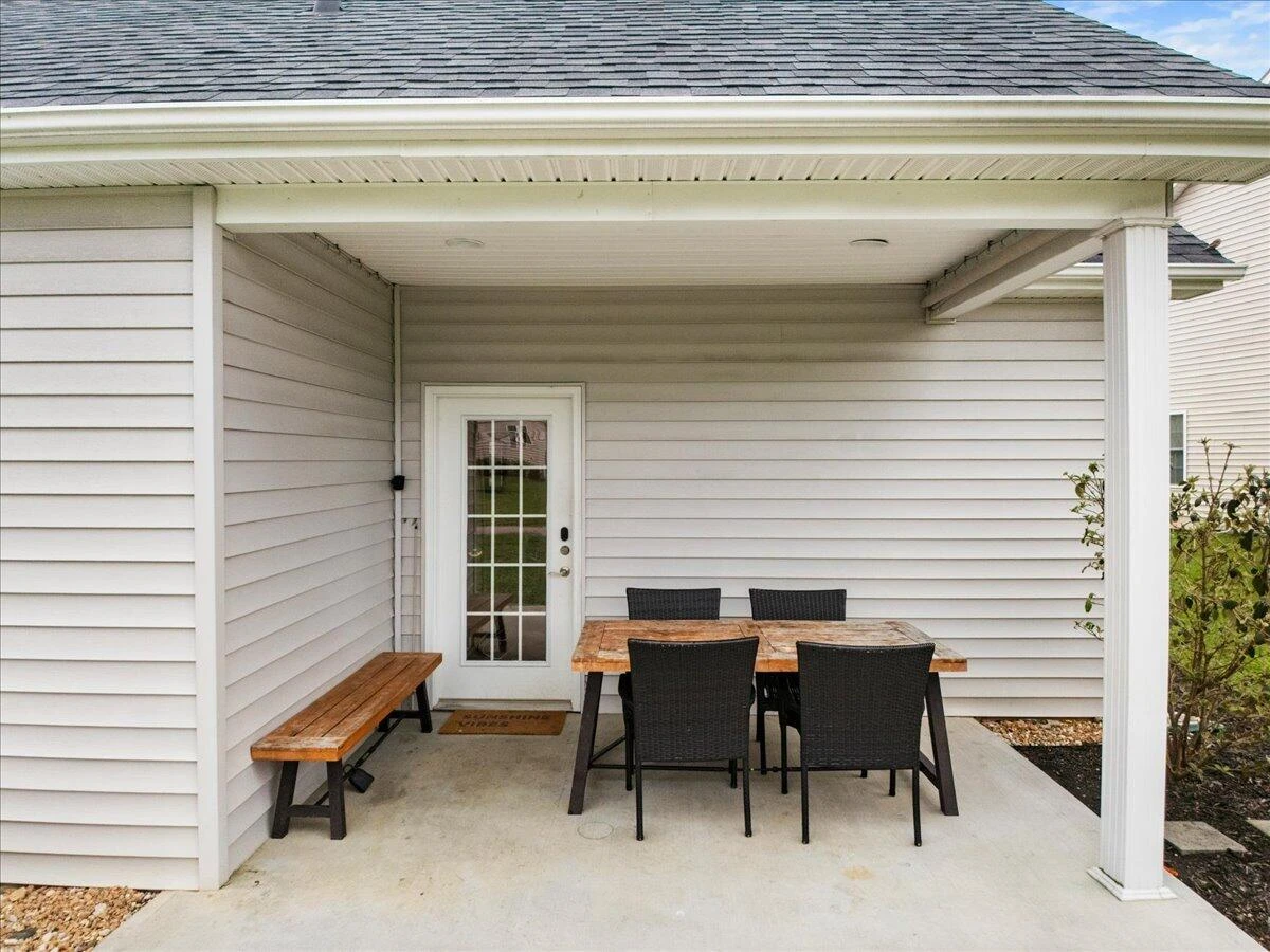 276 Louise LN - Photo 38