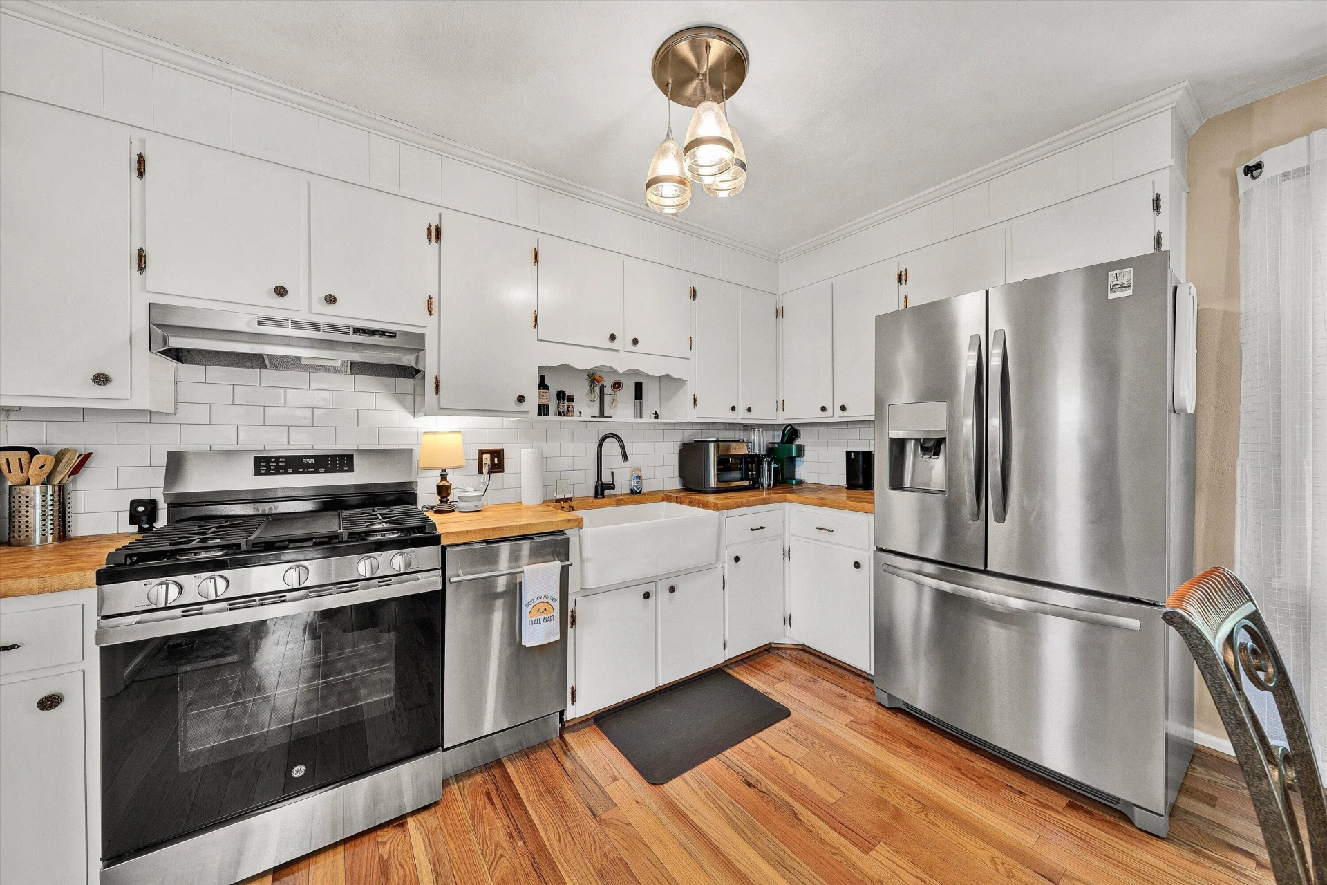 1420 Arrow DR - Photo 13