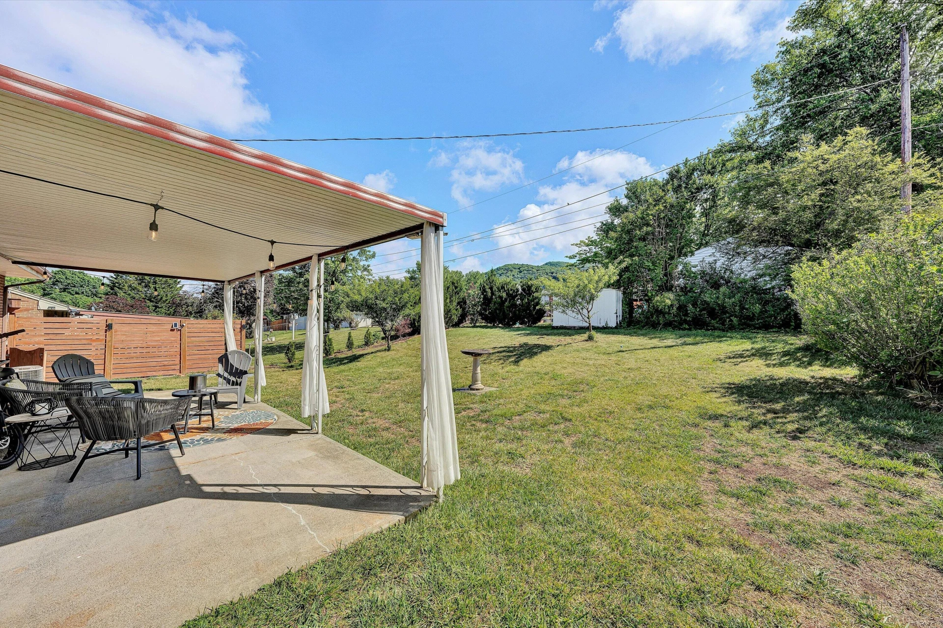 1420 Arrow DR - Photo 30