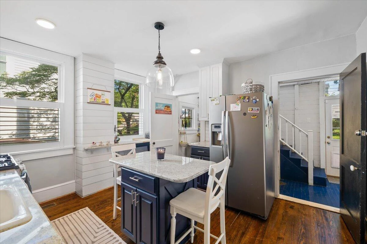 2227 Westover AVE SW - Photo 12