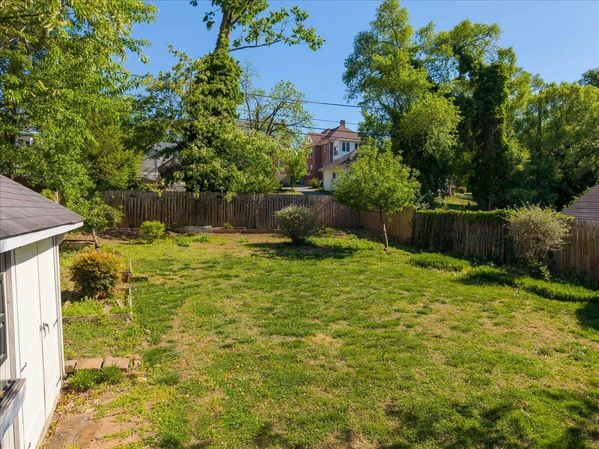 2227 Westover AVE SW - Photo 31