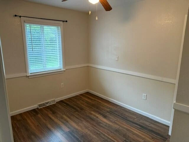 206 Nancy DR - Photo 5