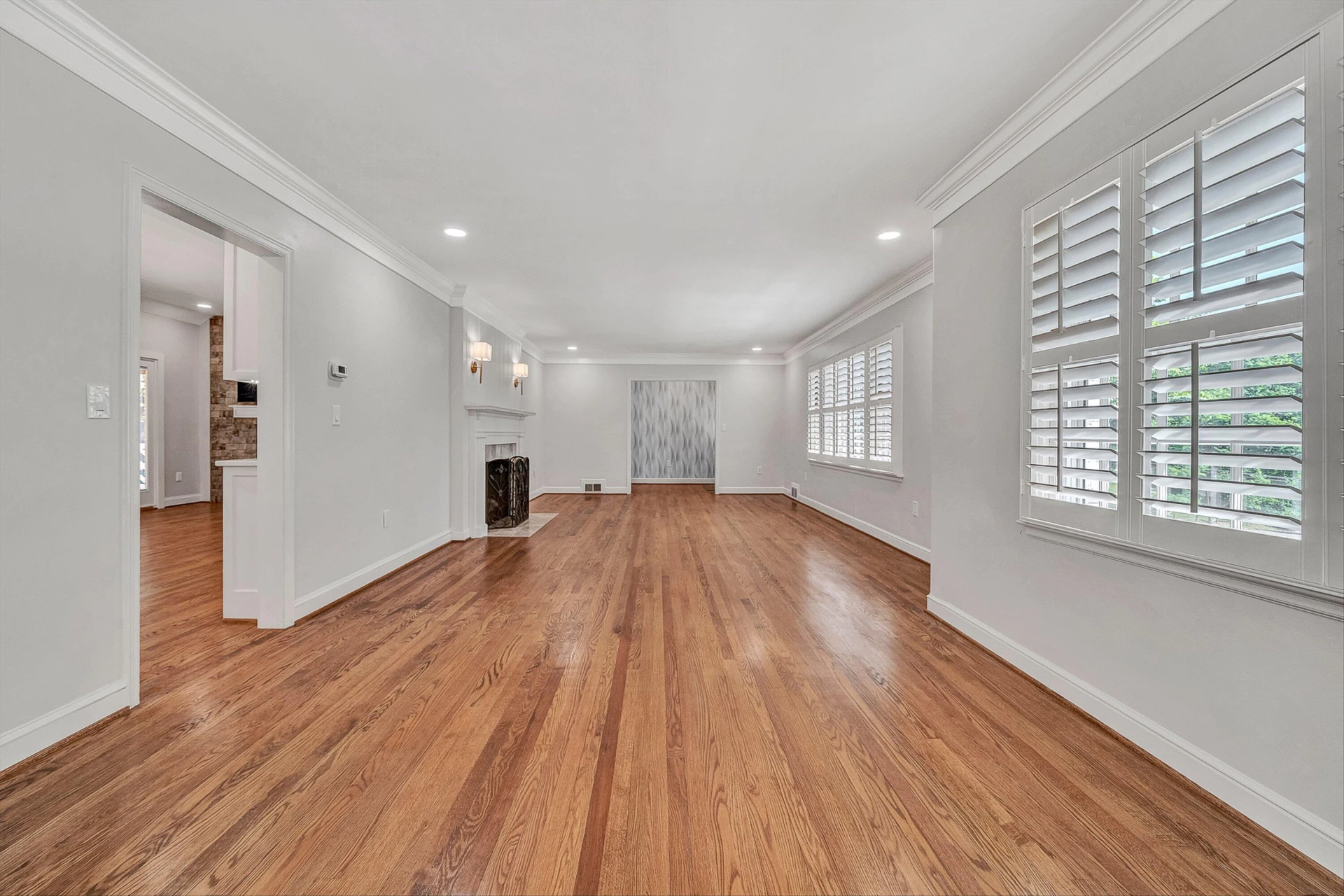 502 Cassell LN - Photo 15