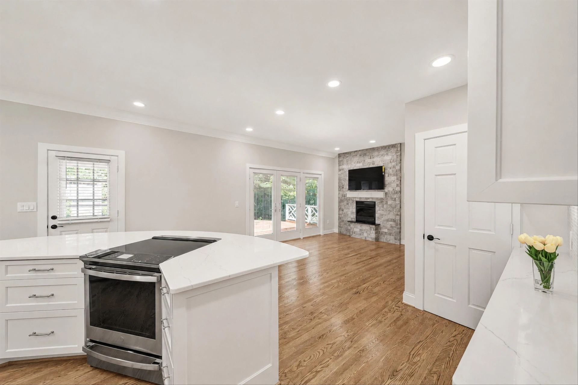 502 Cassell LN - Photo 20