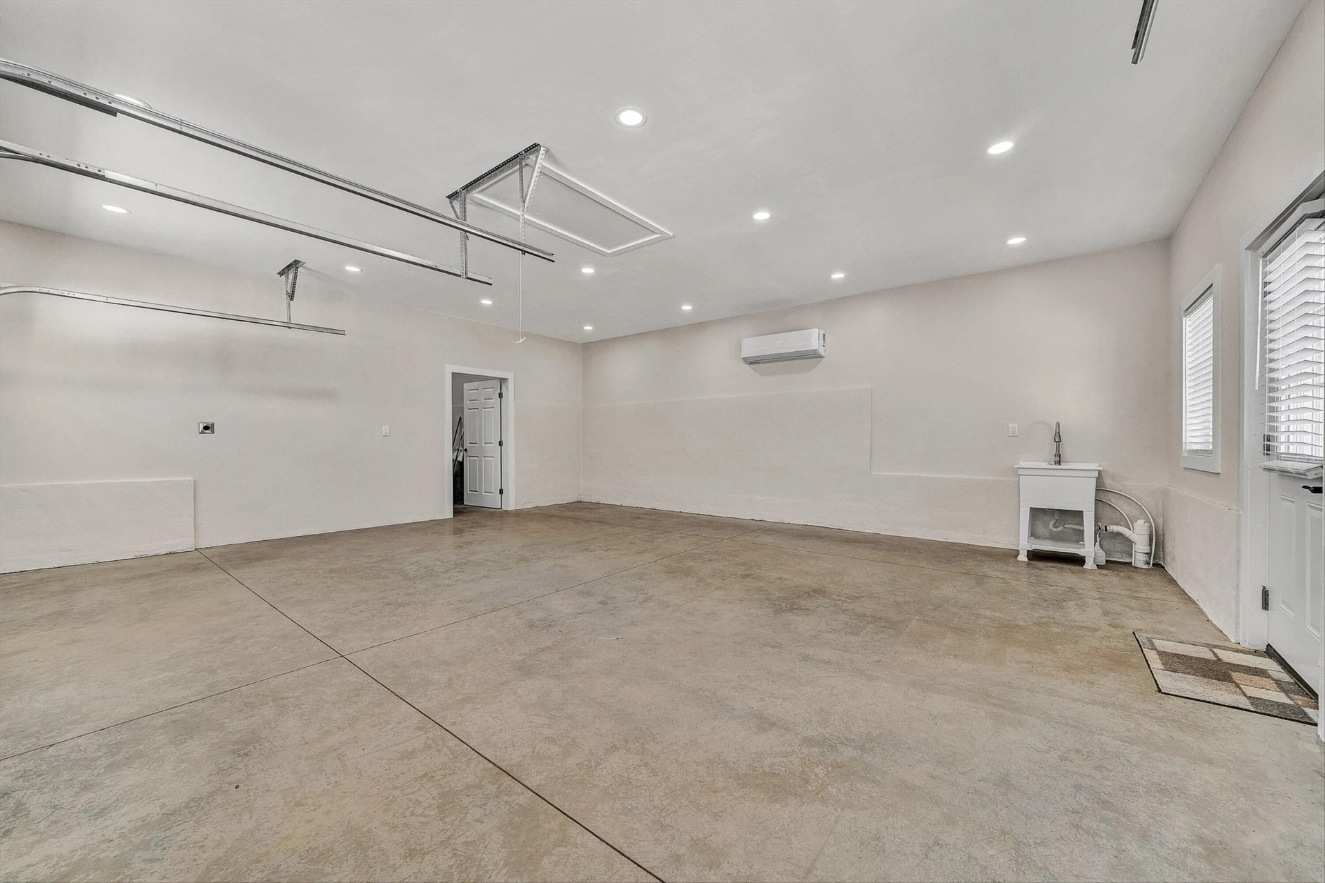 502 Cassell LN - Photo 58