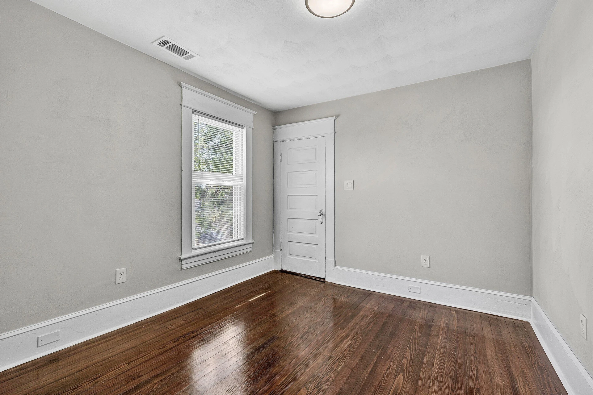 2201 Orange AVE NW - Photo 21