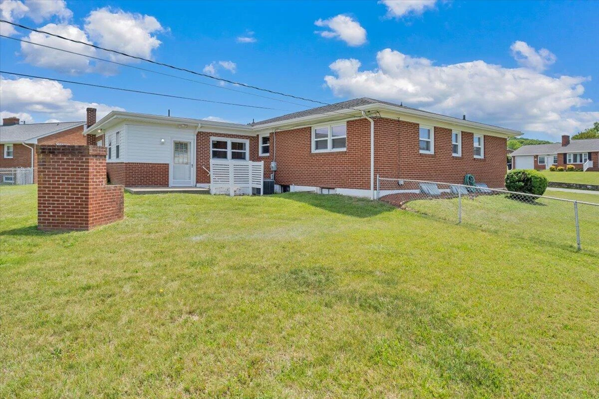 2534 Pinecrest DR - Photo 47