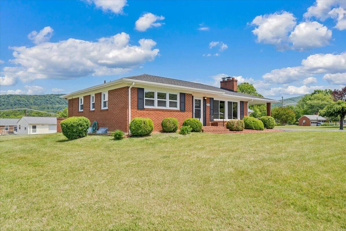 2534 Pinecrest DR - Photo 48
