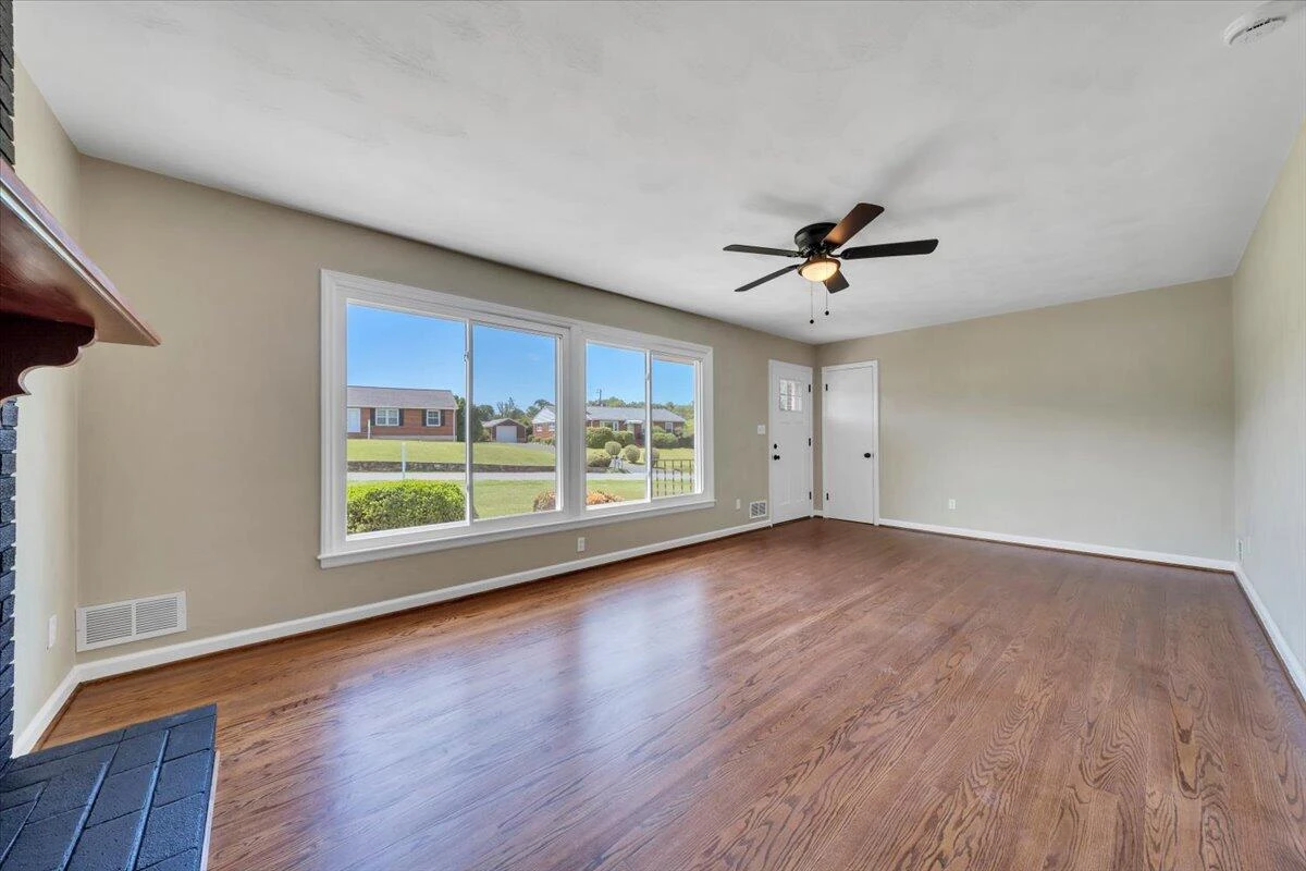 2534 Pinecrest DR - Photo 9