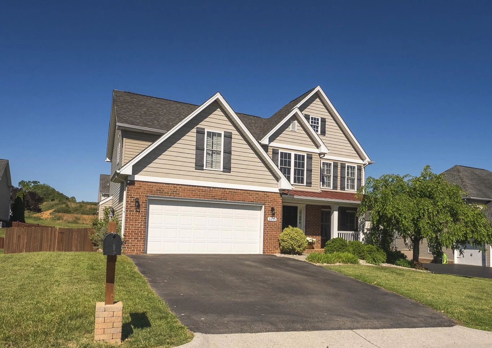 2606 Woods Meadow LN