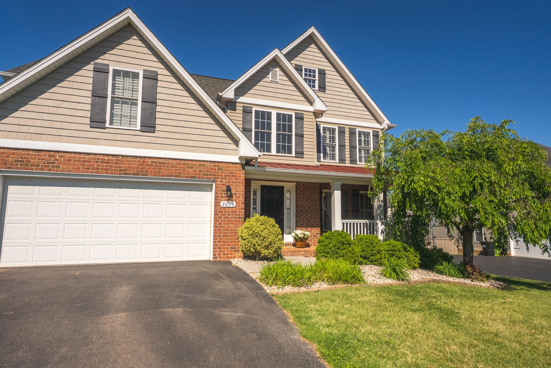 2606 Woods Meadow LN - Photo 2