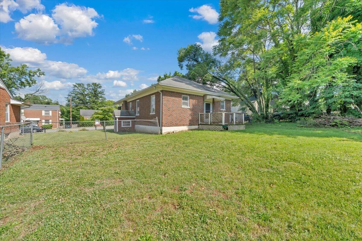 3417 Garden City BLVD - Photo 11