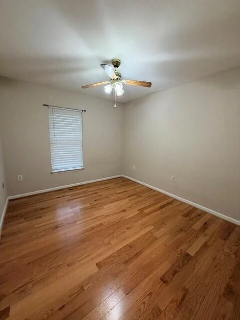 4809 Nelms LN NE - Photo 5