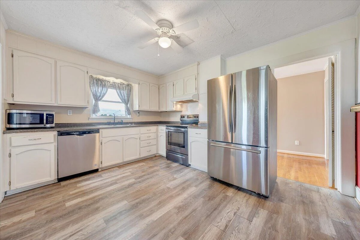 193 Simmons Creek RD - Photo 25