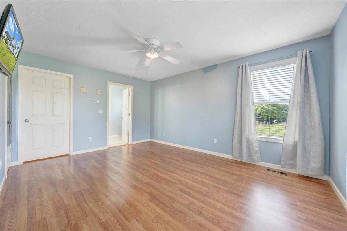 193 Simmons Creek RD - Photo 33