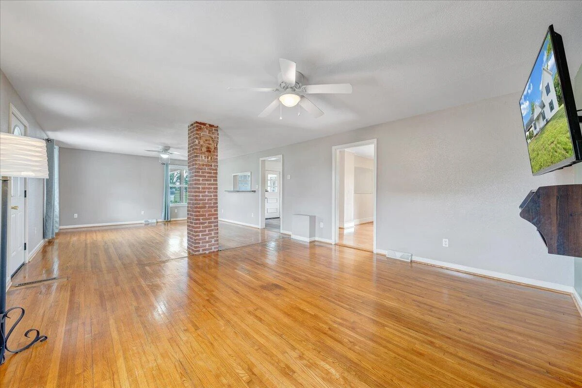 193 Simmons Creek RD - Photo 9