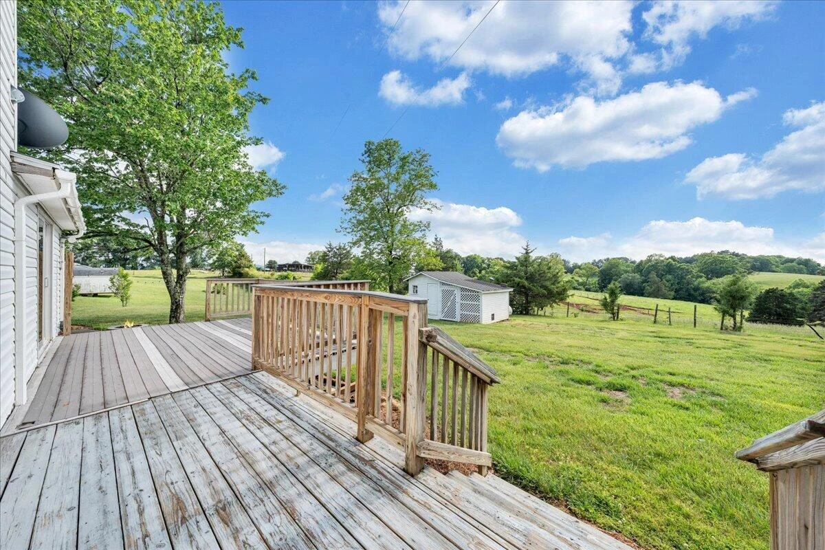 193 Simmons Creek RD - Photo 59