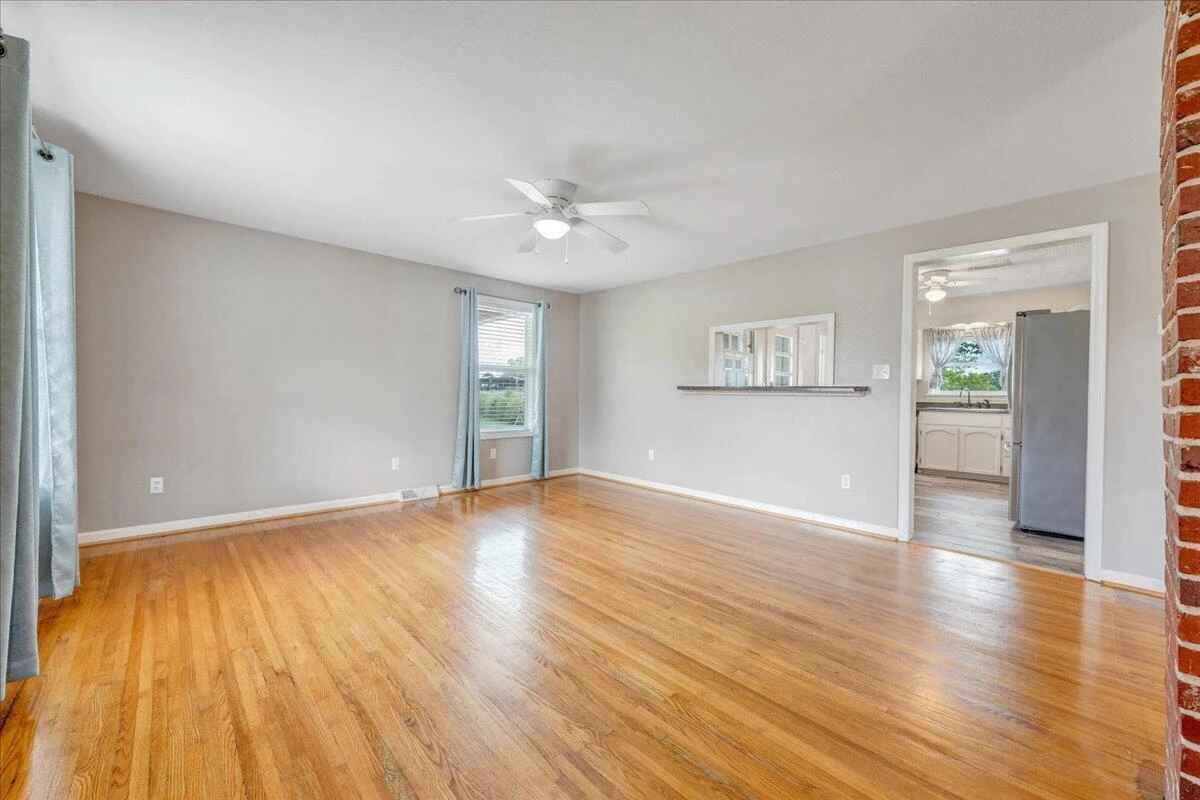 193 Simmons Creek RD - Photo 12