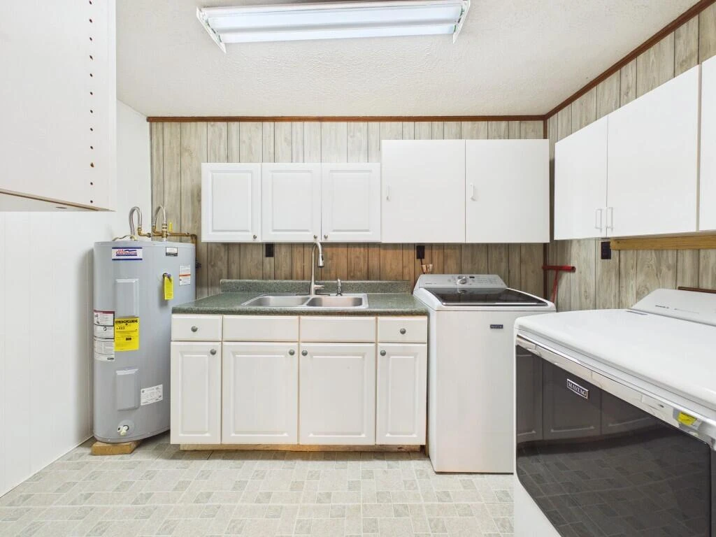 5833 Lyons RD - Photo 48
