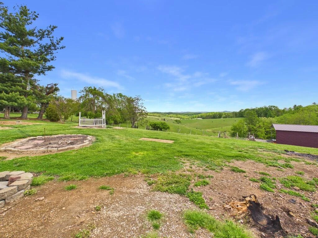 5833 Lyons RD - Photo 10