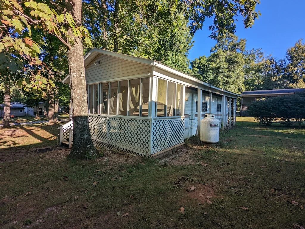 131 Terry LN - Photo 4