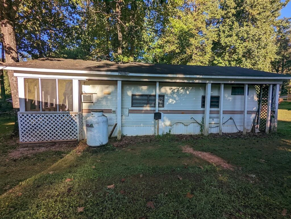 131 Terry LN - Photo 5