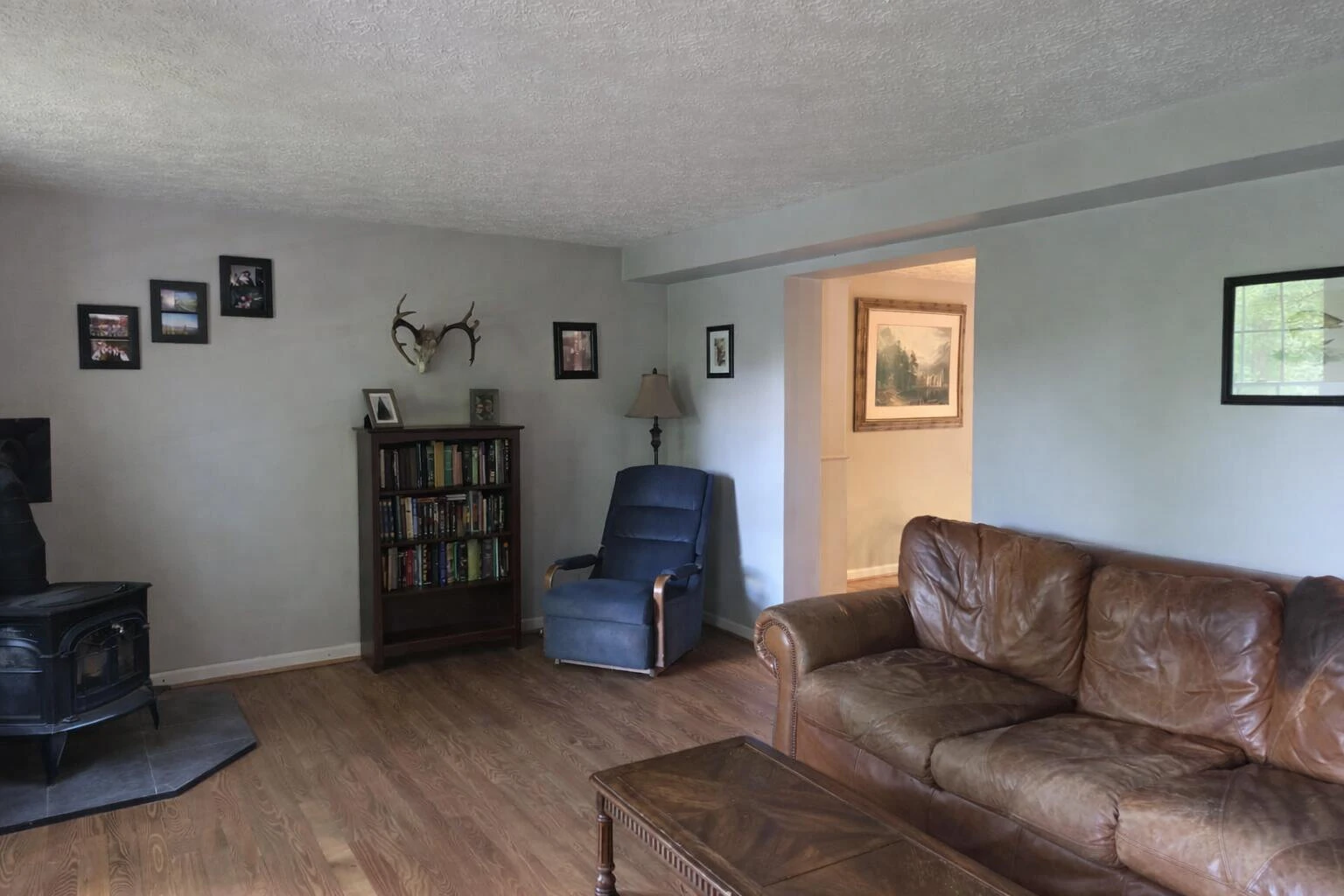 7498 James WAY - Photo 8