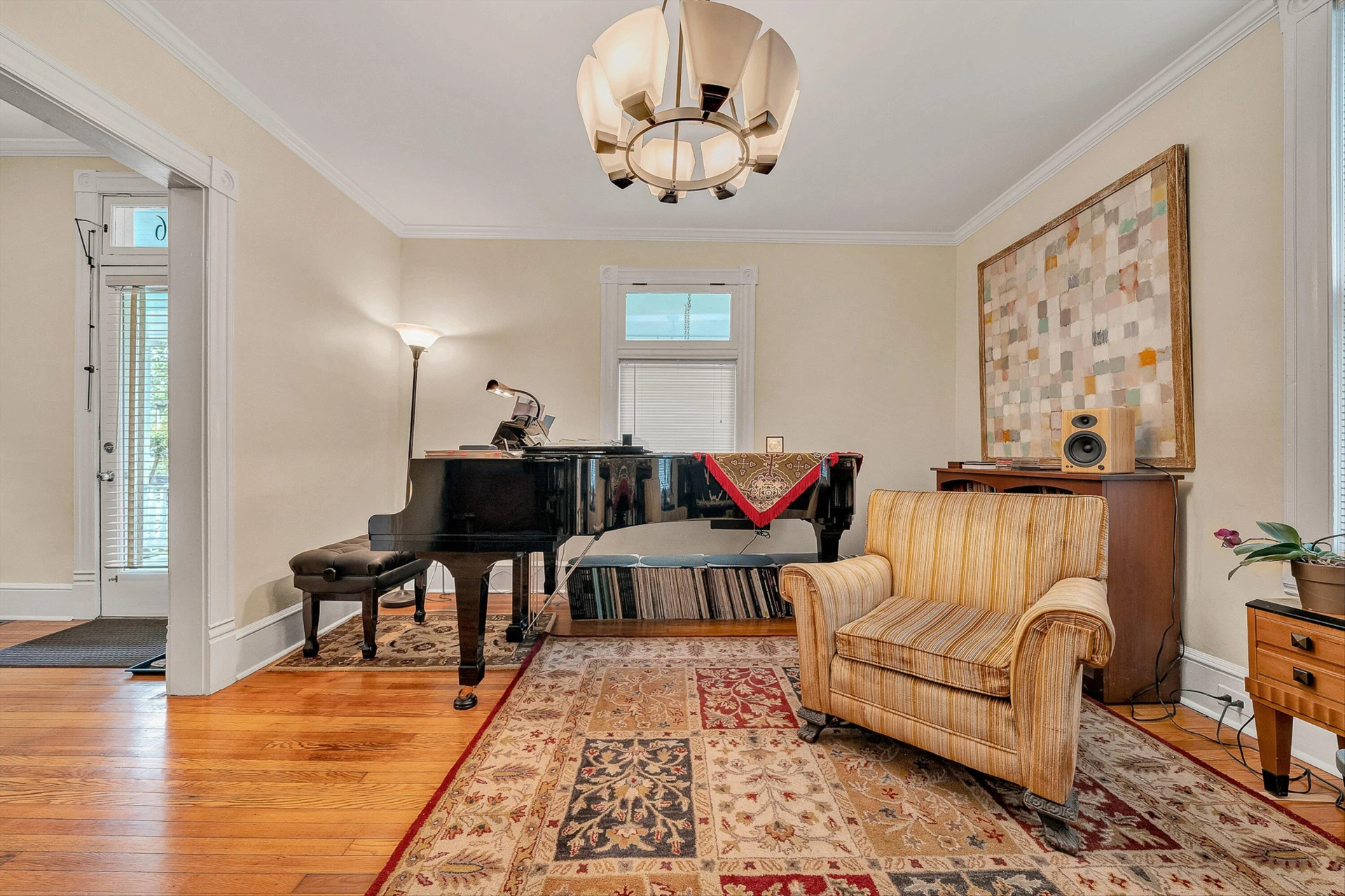 646 Elm AVE - Photo 17