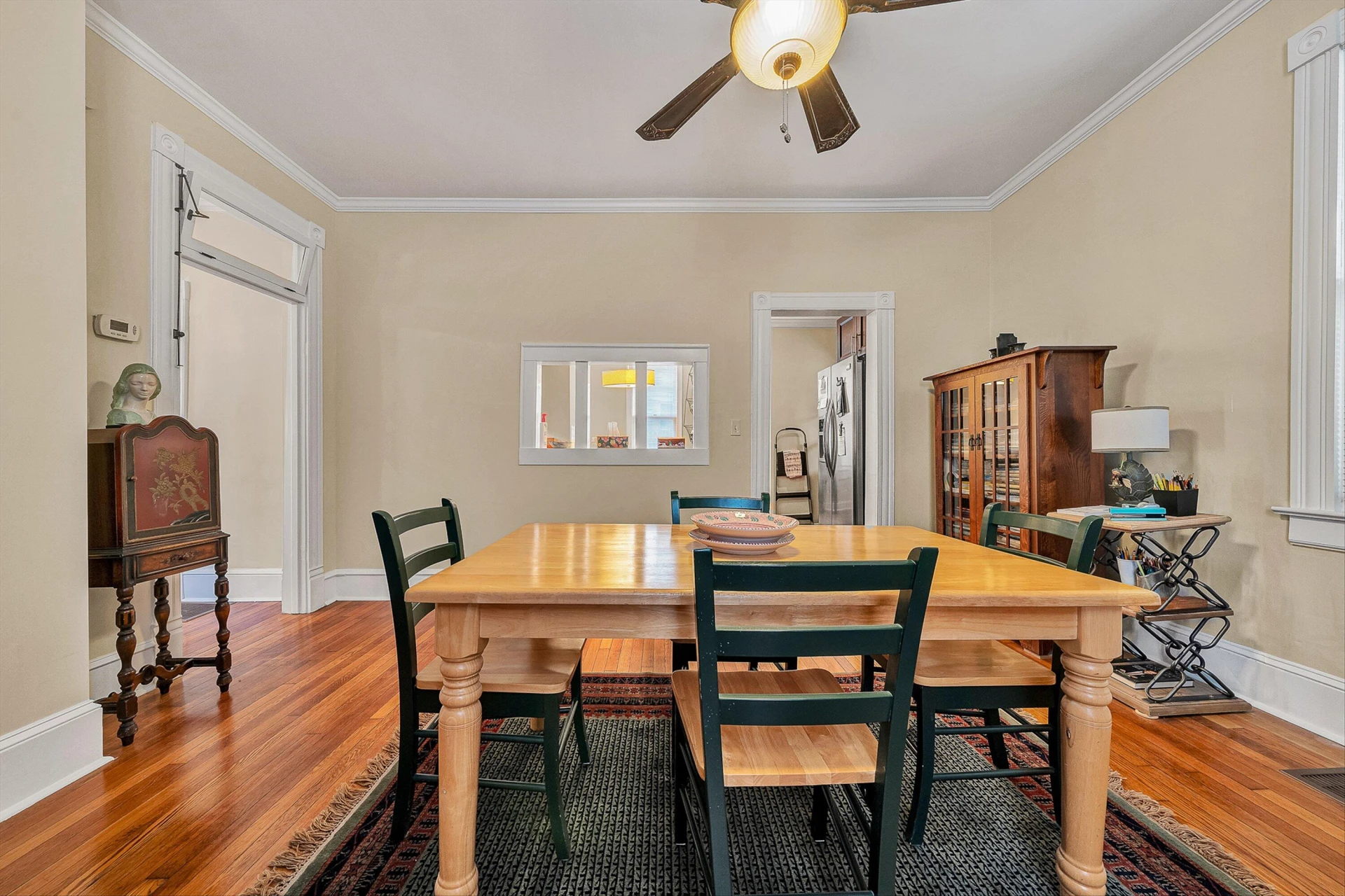 646 Elm AVE - Photo 20
