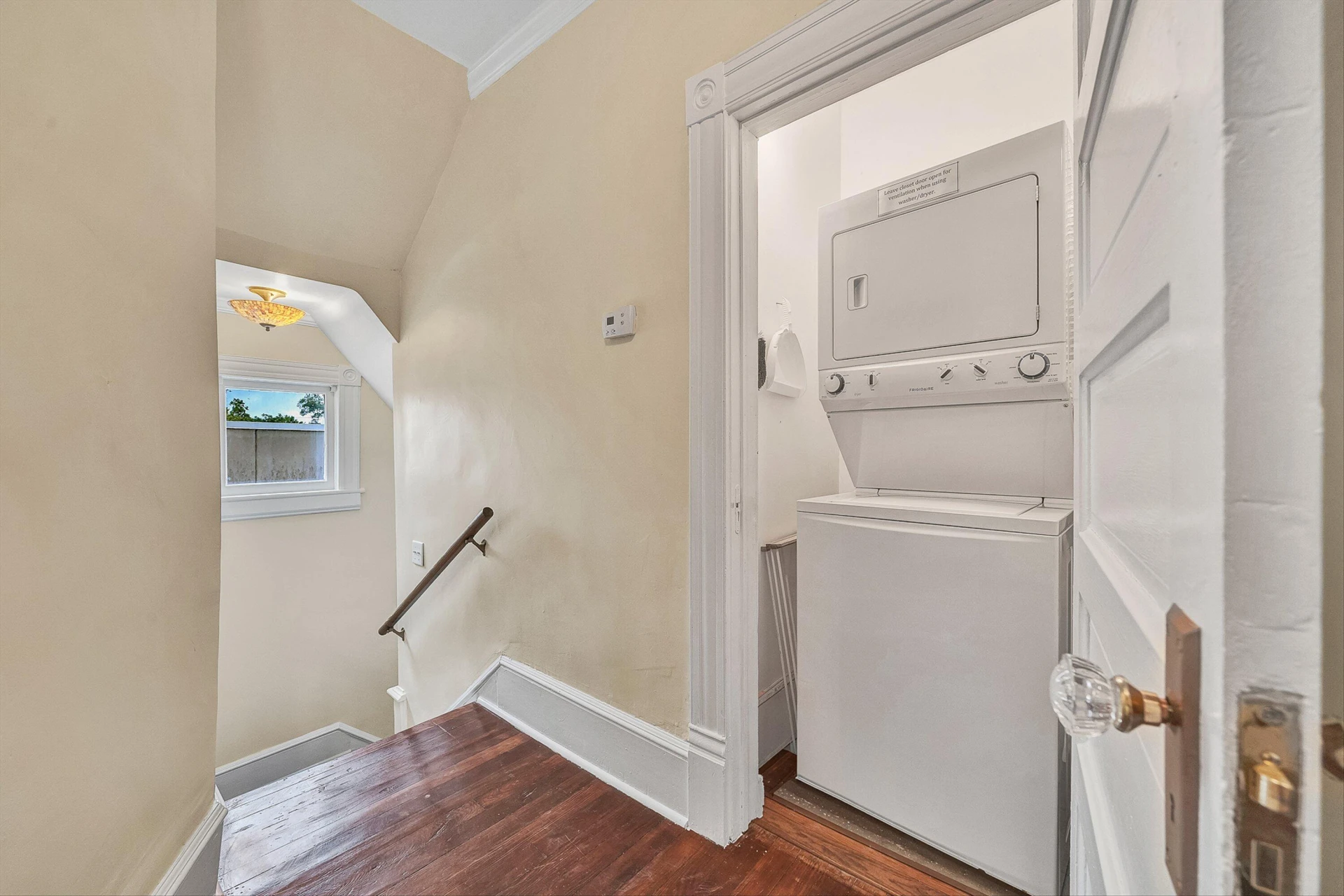 646 Elm AVE - Photo 28