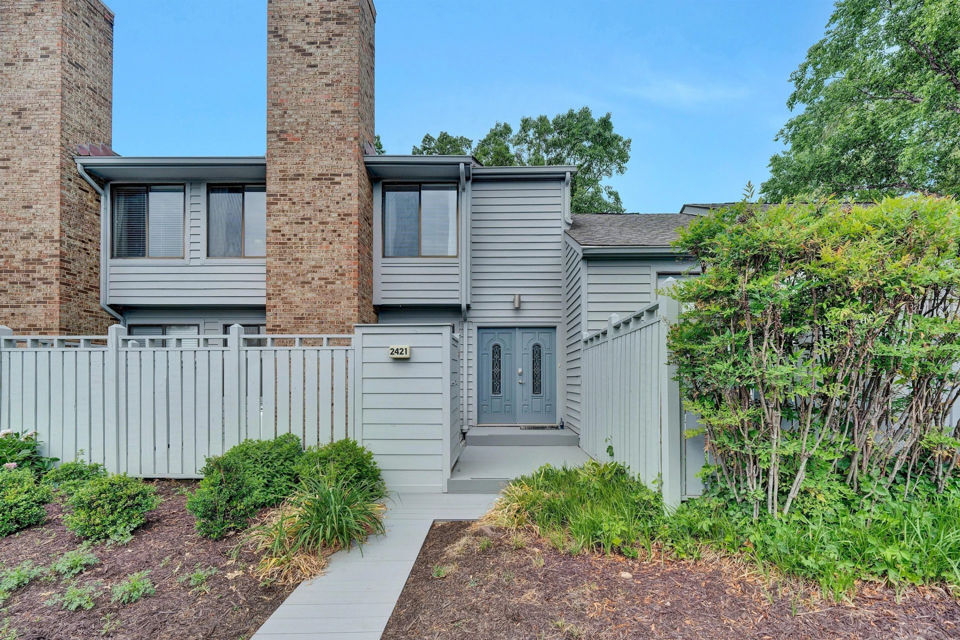 2421 Clearing RD