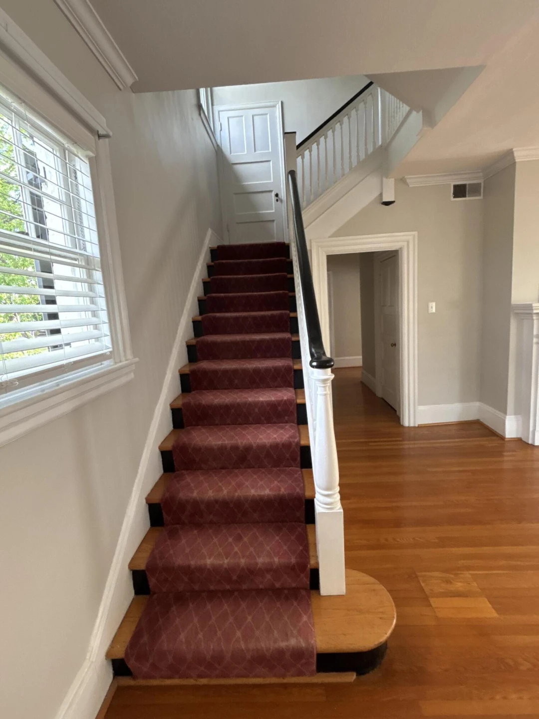 18 Mountain AVE - Photo 16